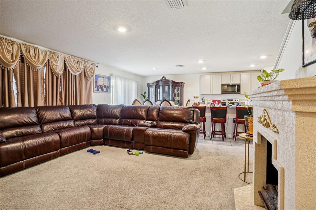 8880 Southwest 50th Terrace Ocala, FL 34476 - Photo 10 of 56
