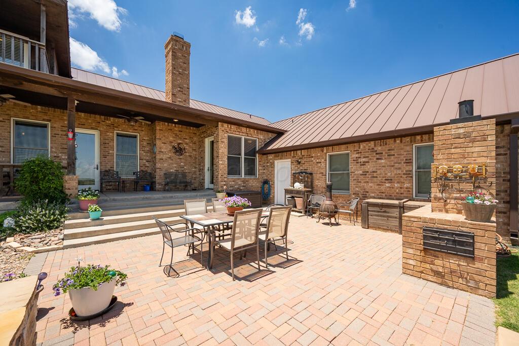 7701 Canyon Bend Road Amarillo, TX 79118 - Photo 4 of 67 back patio