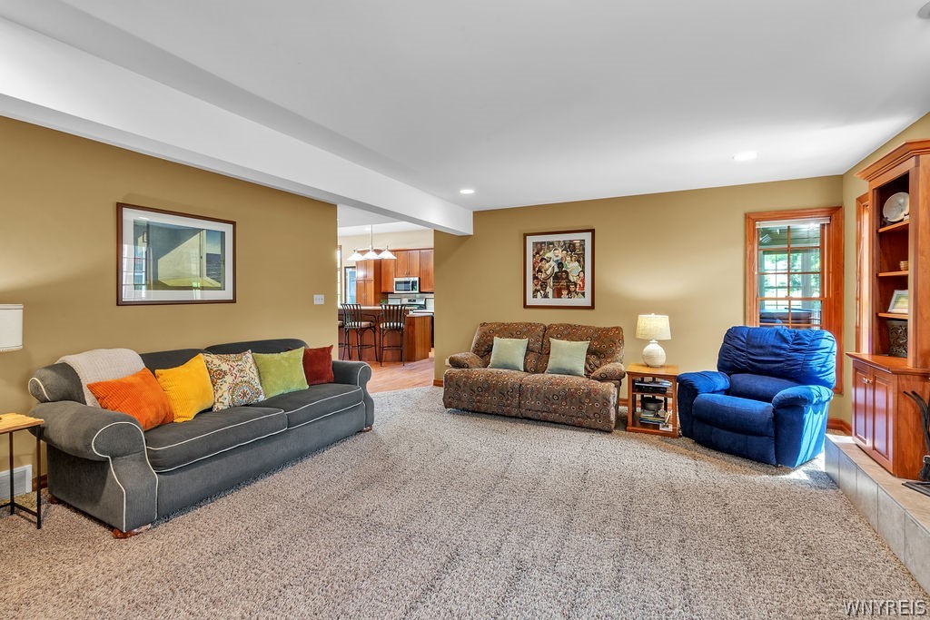 8965 Hickory Meadows Road Boston, NY 14025 - Photo 18 of 49 Family room