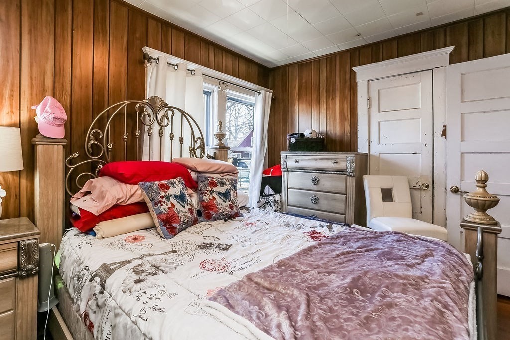 34 Ina Street Springfield, MA 01109 - Photo 13 of 27