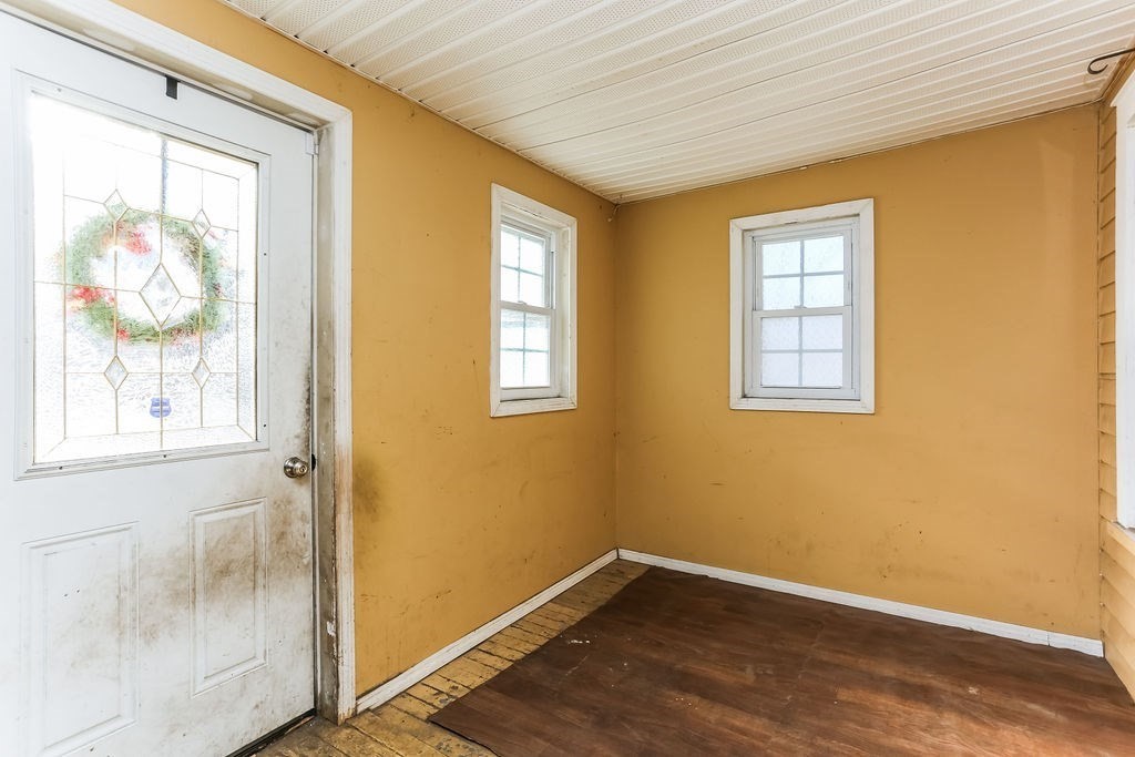 34 Ina Street Springfield, MA 01109 - Photo 18 of 27