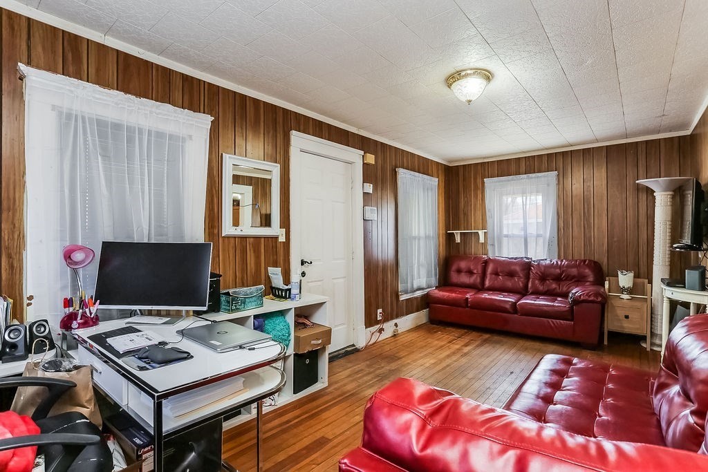 34 Ina Street Springfield, MA 01109 - Photo 23 of 27