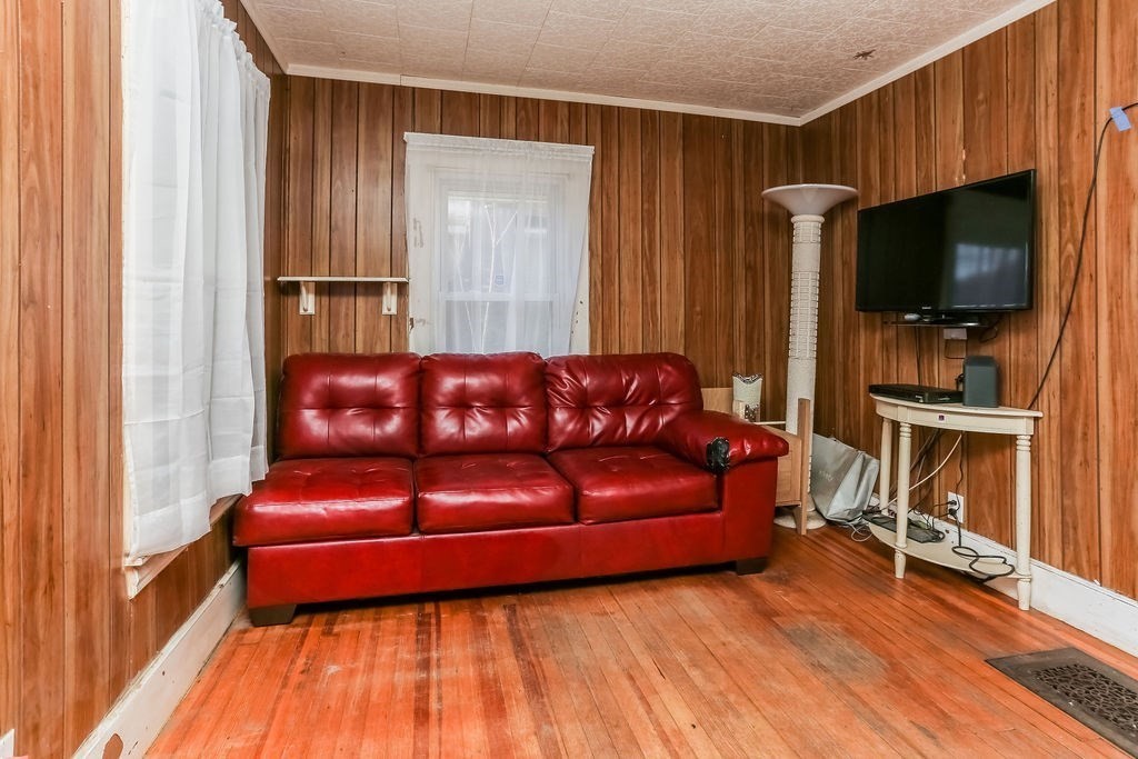 34 Ina Street Springfield, MA 01109 - Photo 24 of 27