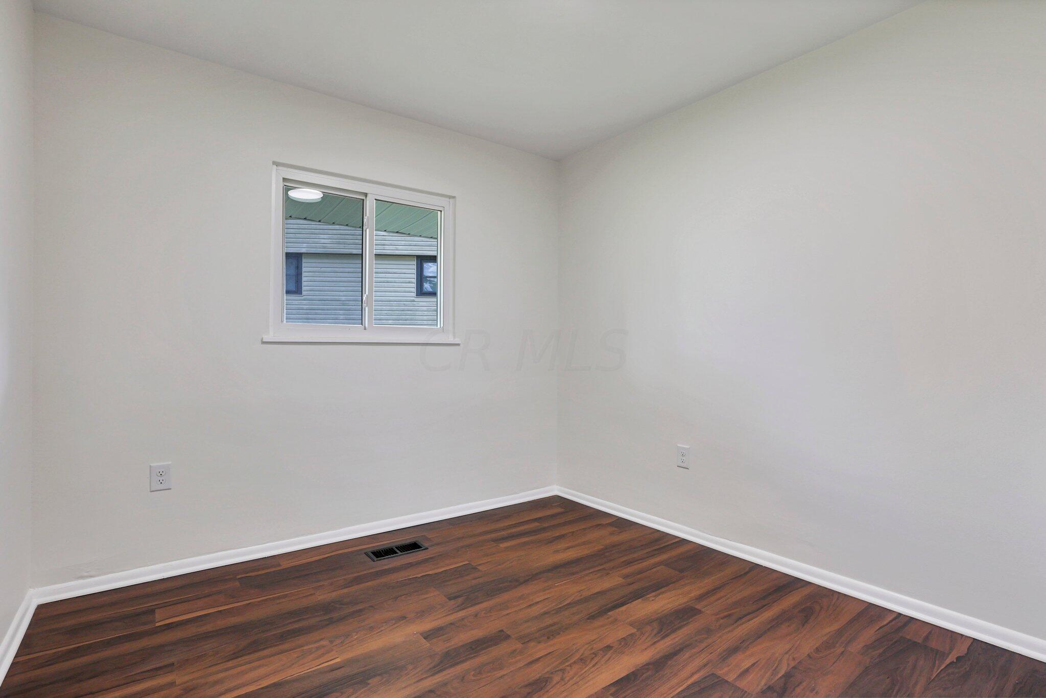 270 Regents Road Columbus, OH 43230 - Photo 19 of 32 17-web-or-mls-0V3A8262