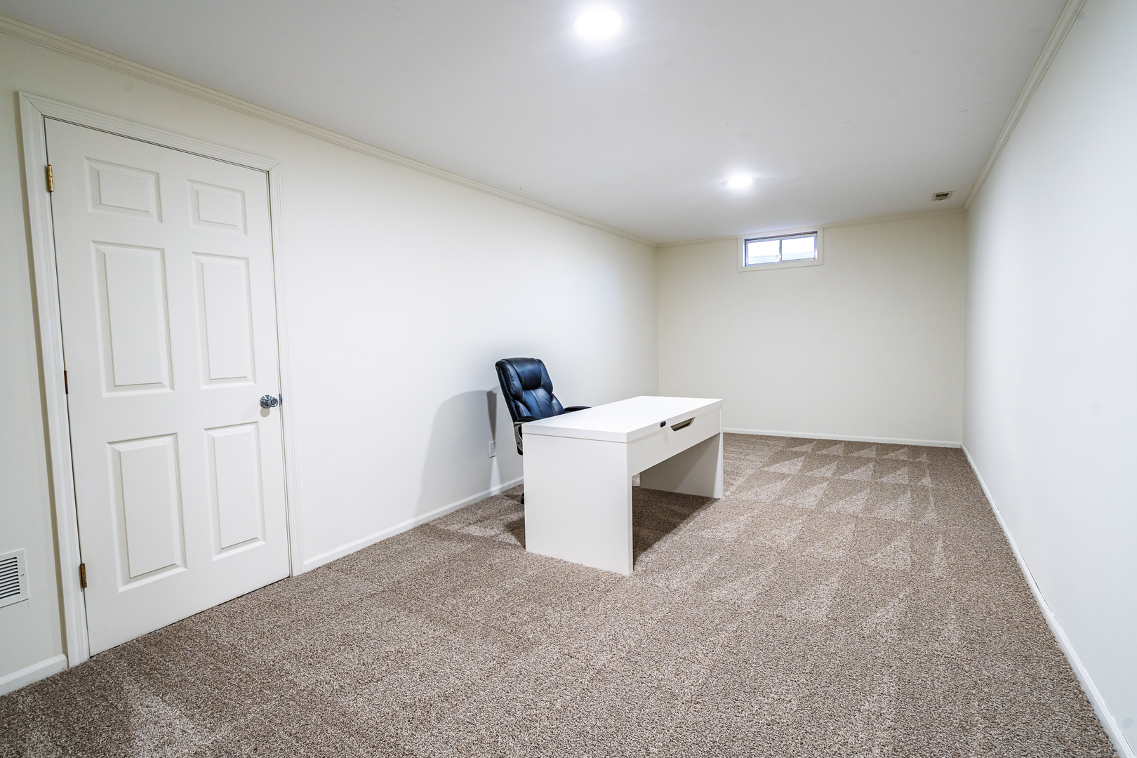 2818 Polo Road Bloomington, IL 61704 - Photo 21 of 28 Gallery Image 21