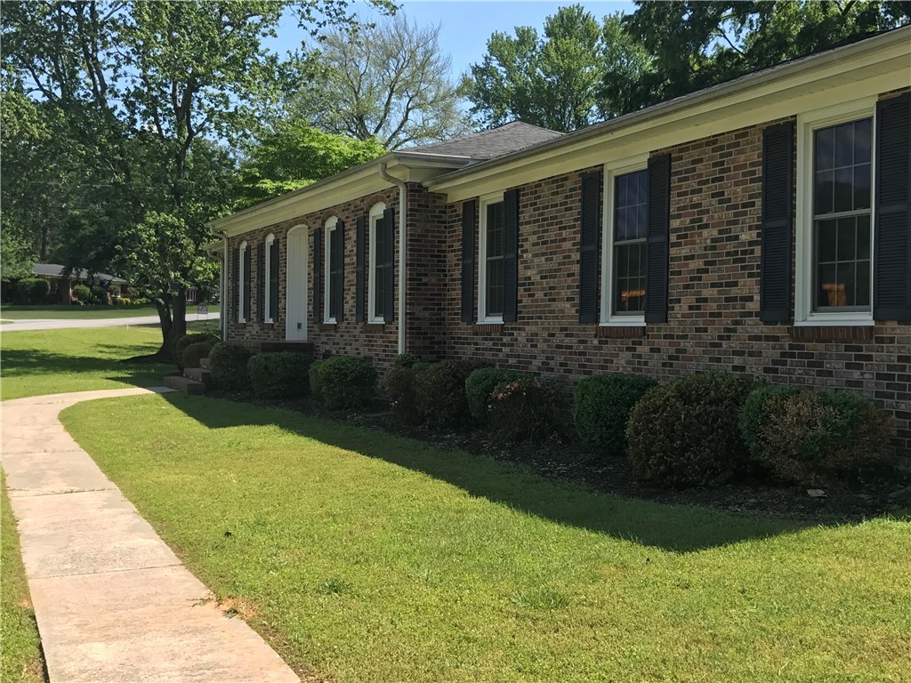 705 Concord Avenue Anderson, SC 29621 - Photo 2 of 28