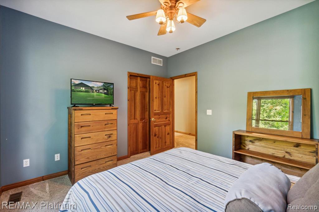 17095 Rosehill Road Pinckney, MI 48169 - Photo 22 of 57