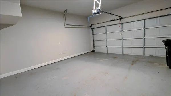 $2,250 | 5116 Pine Reach Drive, Houston, TX 77018