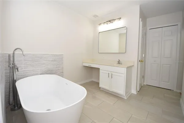 $2,800 | 3 Sea Beacon Place, Palm Coast, FL 32164