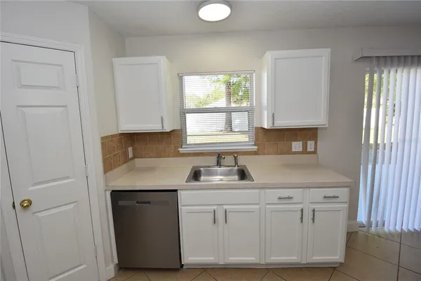 $2,800 | 3 Sea Beacon Place, Palm Coast, FL 32164