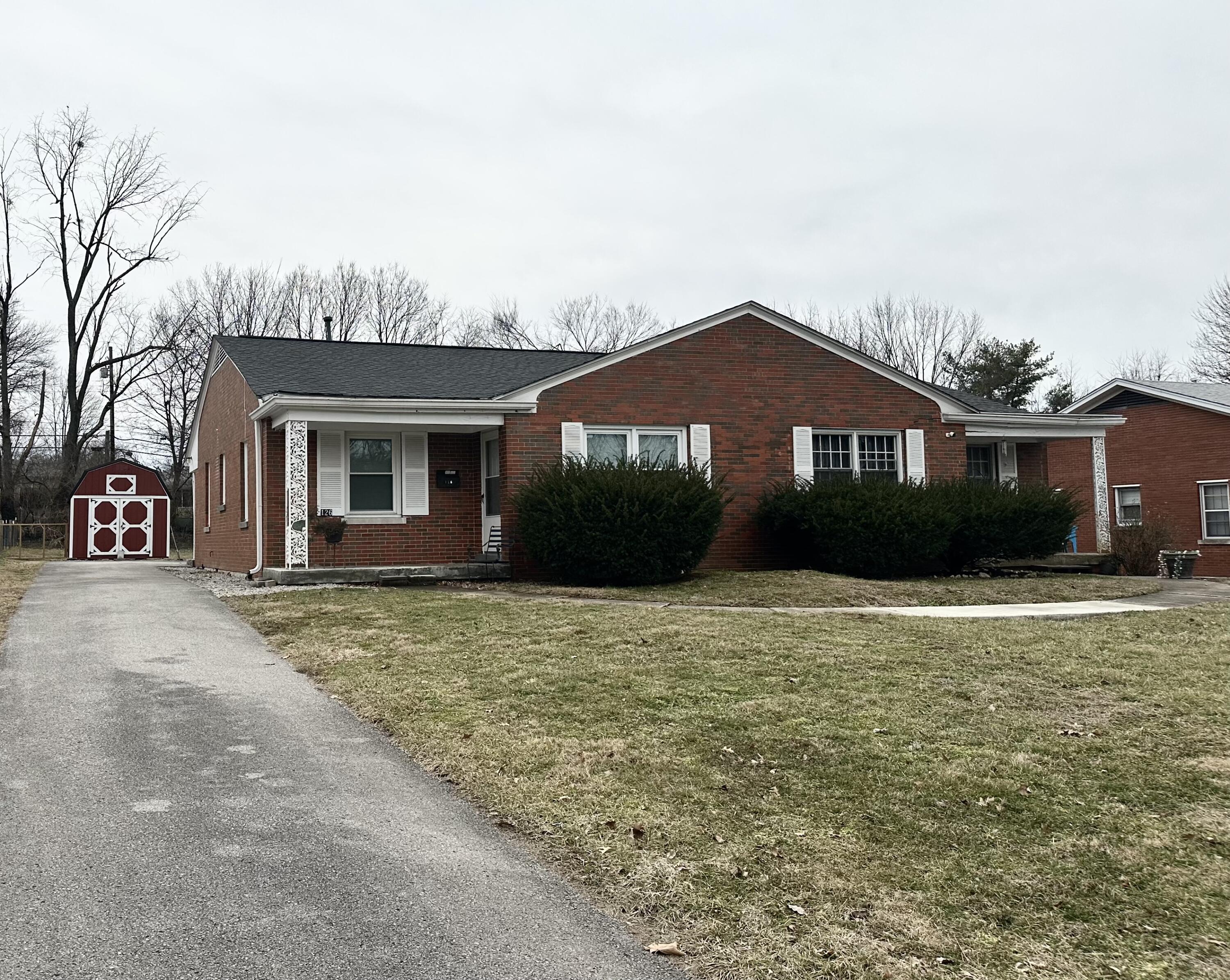 124-126 Greenbriar Road Lexington, KY 40503 - Photo 1 of 8 IMG_0052