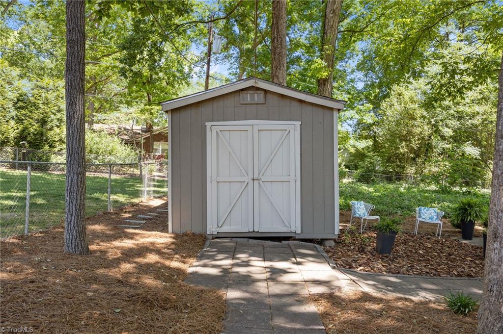 1614 Milan Road Greensboro, NC 27410 - Photo 38 of 49