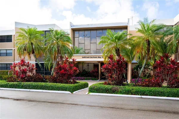 $350,000 | 16400 Golf Club Road, Unit 305, Weston, FL 33326