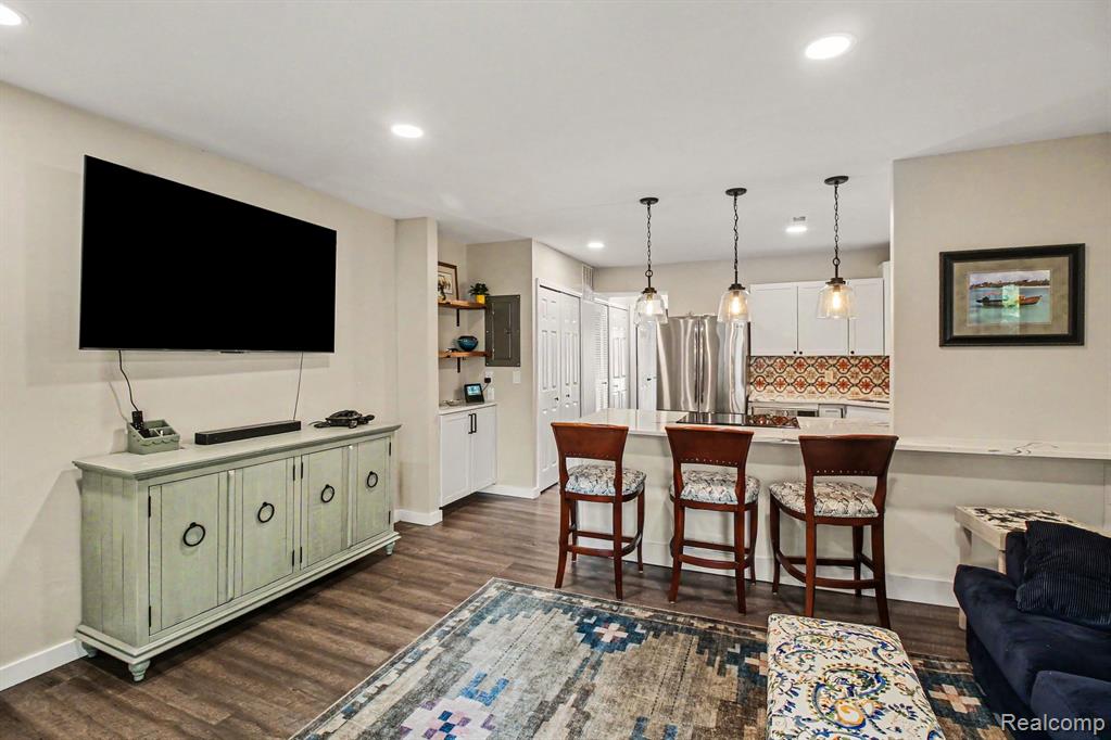851 Union Street, Unit 40 Milford, MI 48381 - Photo 4 of 17