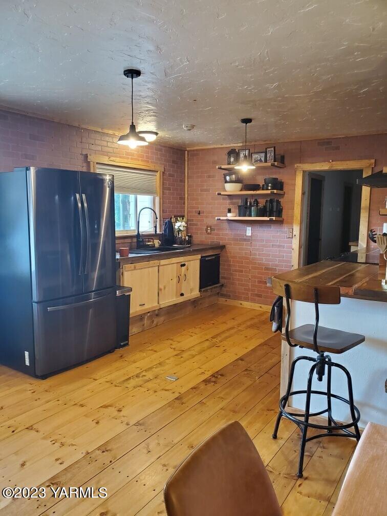 471 Beane Road Moxee, WA 98936 - Photo 2 of 18 Kitchen