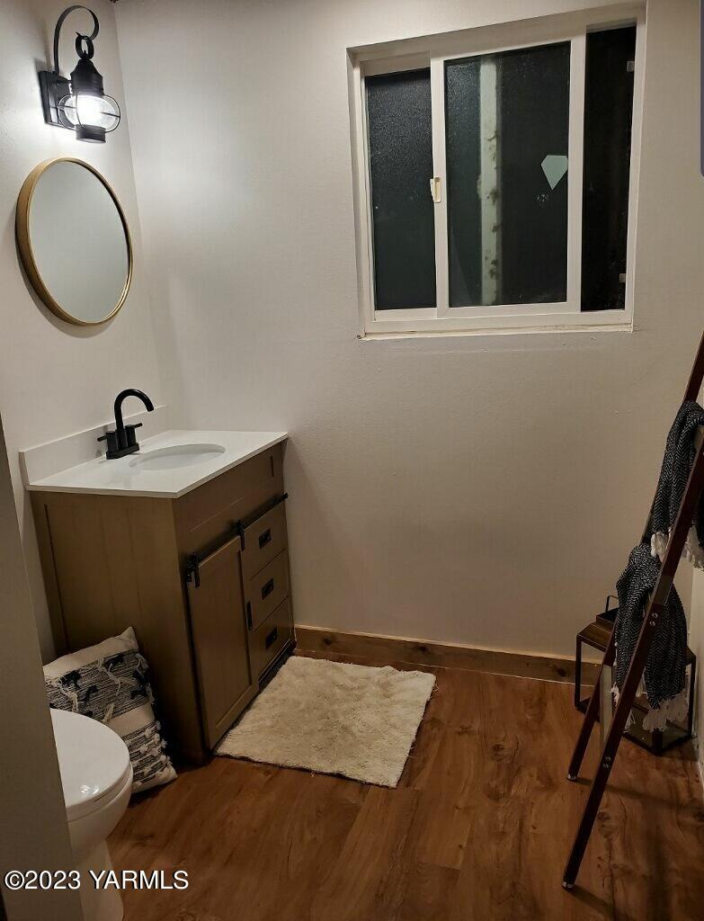 471 Beane Road Moxee, WA 98936 - Photo 9 of 18 Bathroom