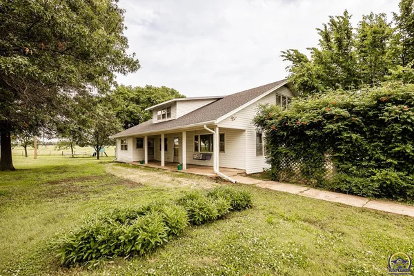 $249,985 | 2626 Rd F, Americus, KS 66835