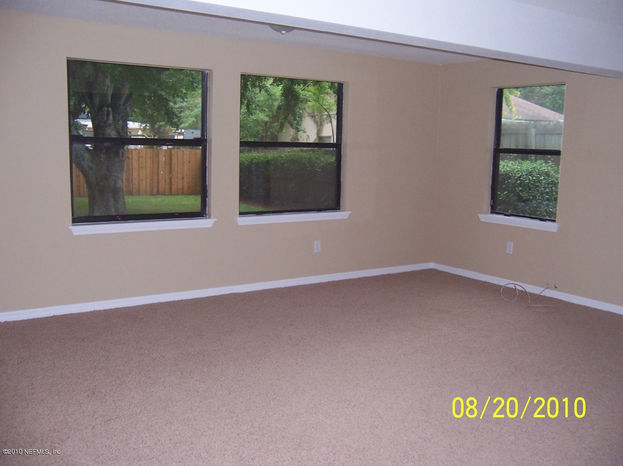 2003 E Road Jacksonville, FL 32216 - Photo 8 of 30 family room with new carpet