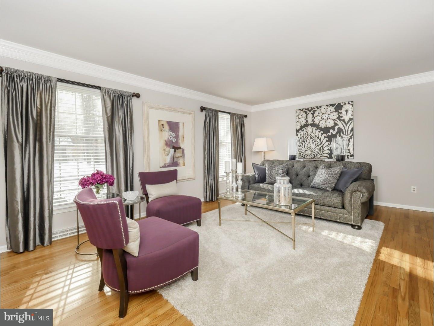 493 Kings Road Yardley, PA 19067 - Photo 11 of 25 Living Room
