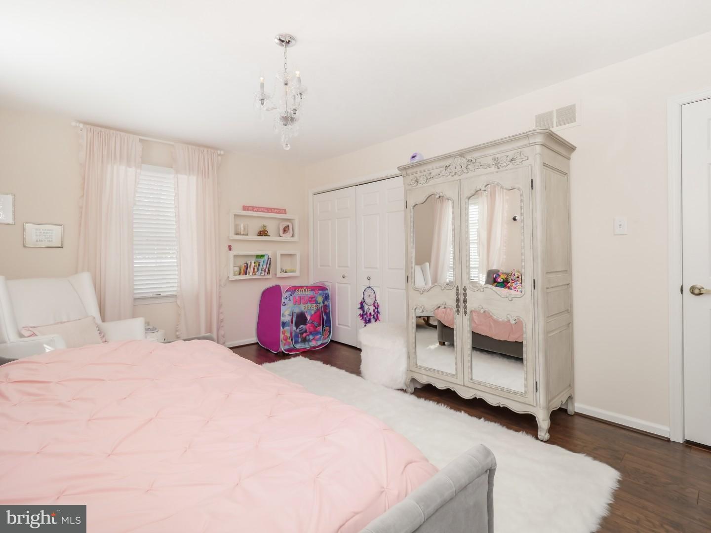 493 Kings Road Yardley, PA 19067 - Photo 16 of 25 Bedroom 2