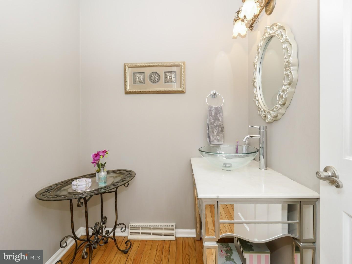493 Kings Road Yardley, PA 19067 - Photo 22 of 25 Bathroom