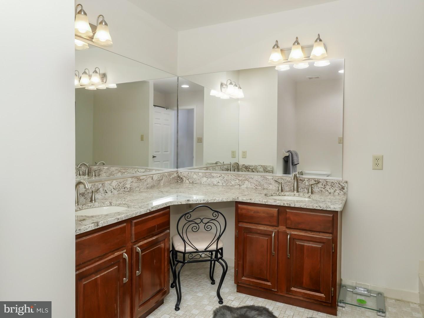 493 Kings Road Yardley, PA 19067 - Photo 24 of 25 Bathroom