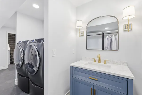 $590,000 | N1200 Forsyth Parkway, Greenville, WI 54942