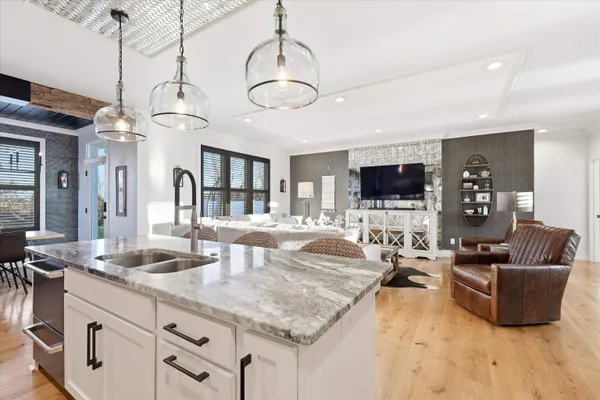 $590,000 | N1200 Forsyth Parkway, Greenville, WI 54942