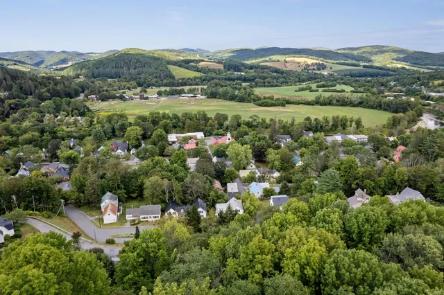 $650,000 | 2 Highland Avenue, Woodstock, VT 05091