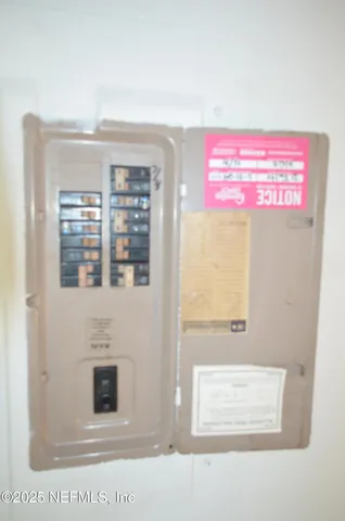 a picture of a bench