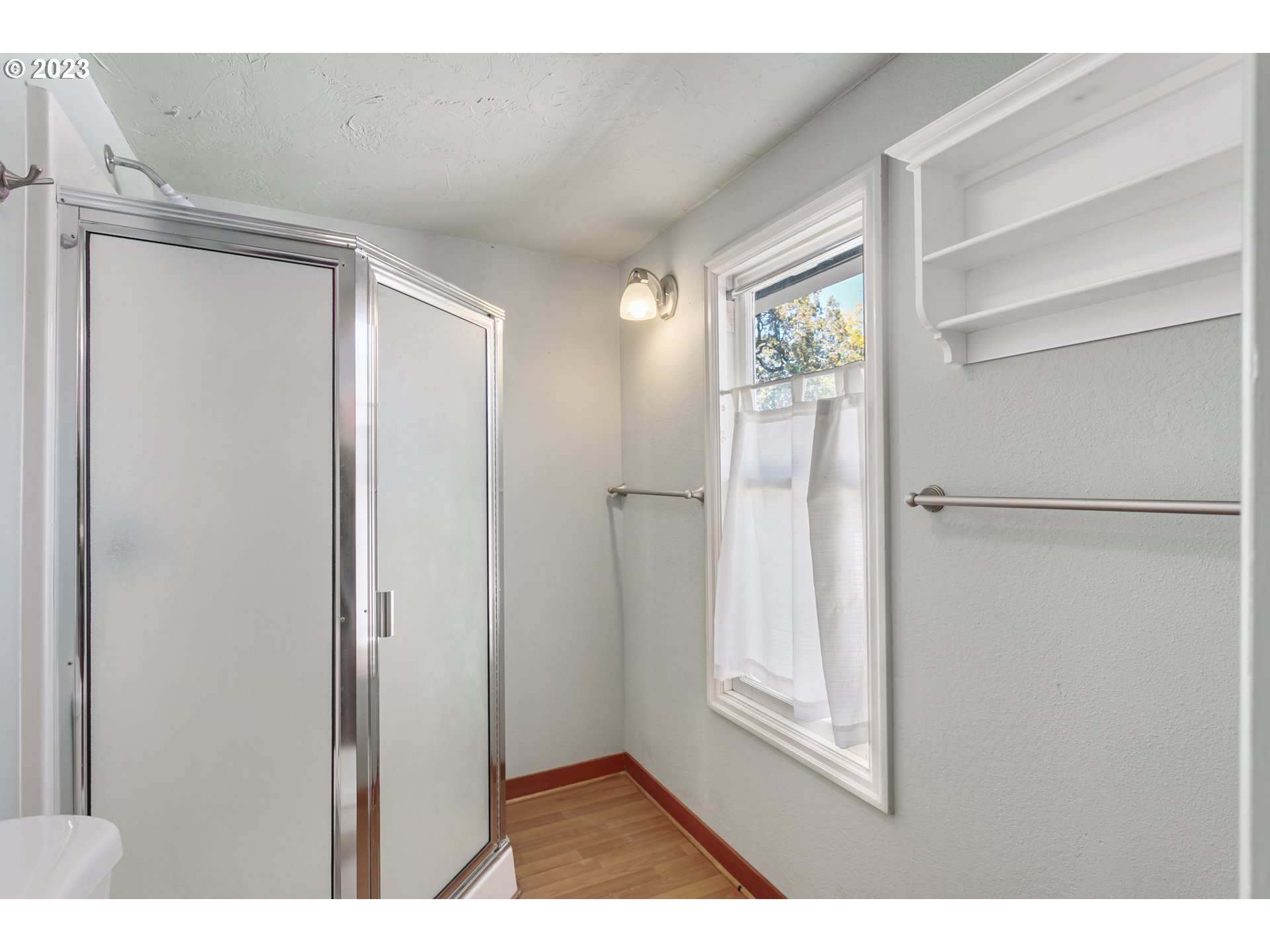 125 South Main Avenue Ridgefield, WA 98642 - Photo 28 of 35 a view of wooden door
