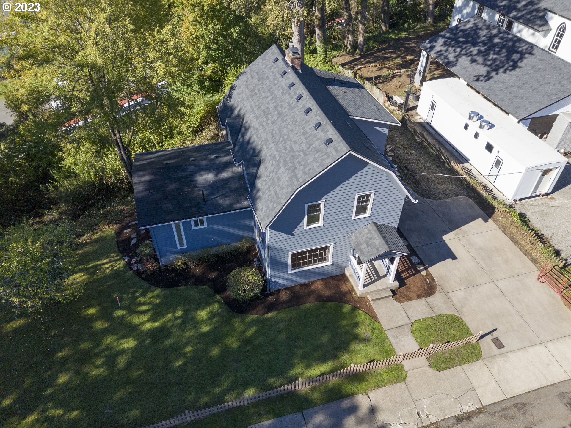 125 South Main Avenue Ridgefield, WA 98642 - Photo 4 of 35 an aerial view of a house with a yard