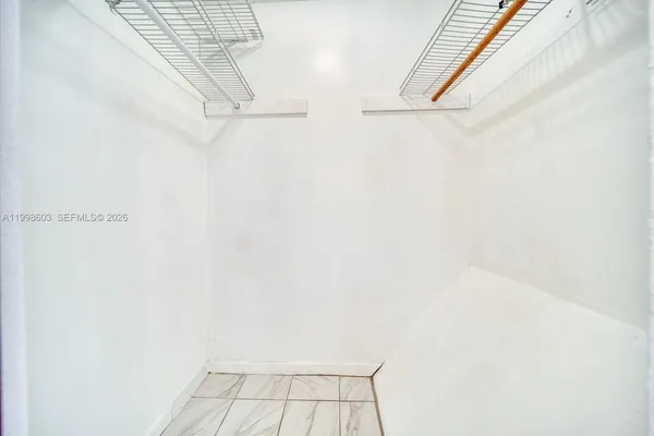 $2,300 | 840 Southwest 105th Avenue, Unit 318, Miami, FL 33174