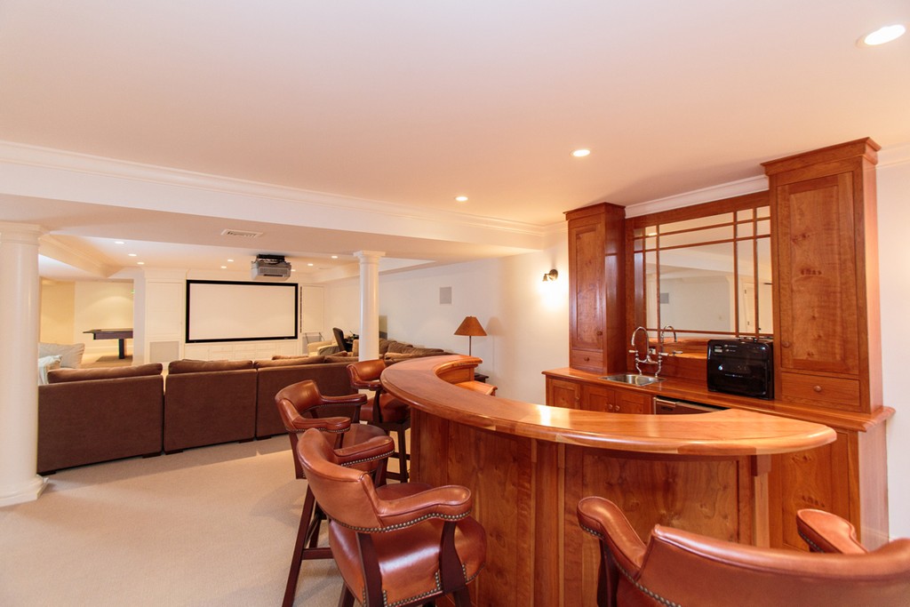 67 Lowell Road Wellesley, MA 02481 - Photo 19 of 27