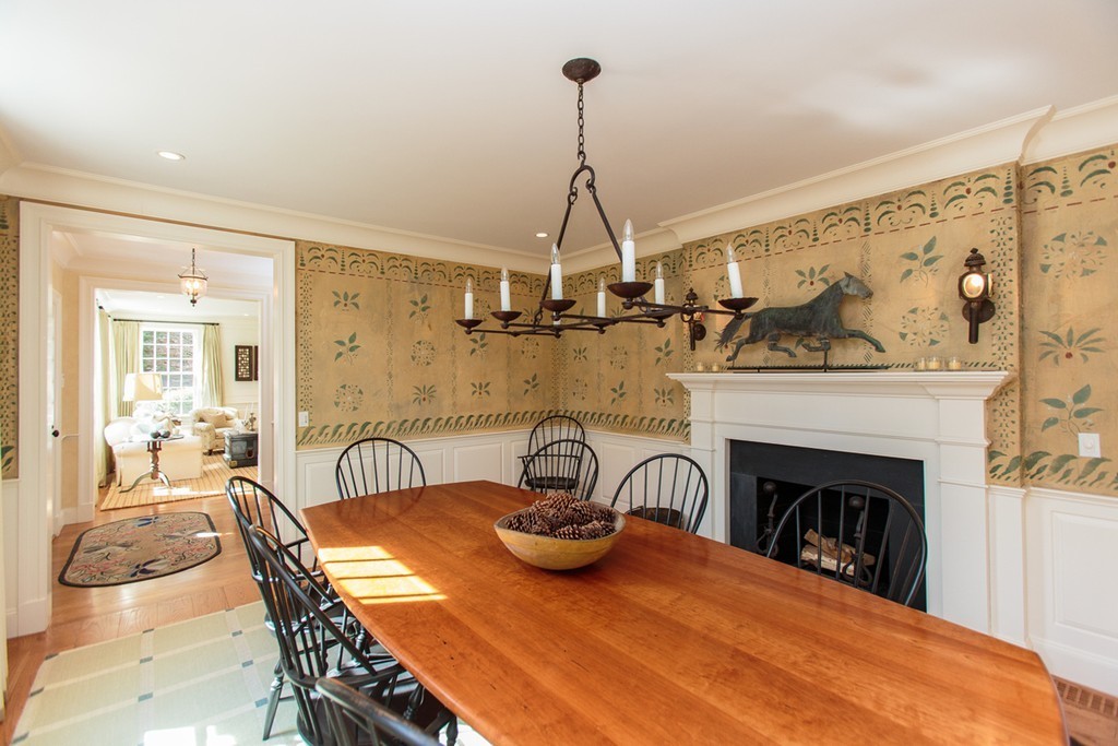 67 Lowell Road Wellesley, MA 02481 - Photo 5 of 27