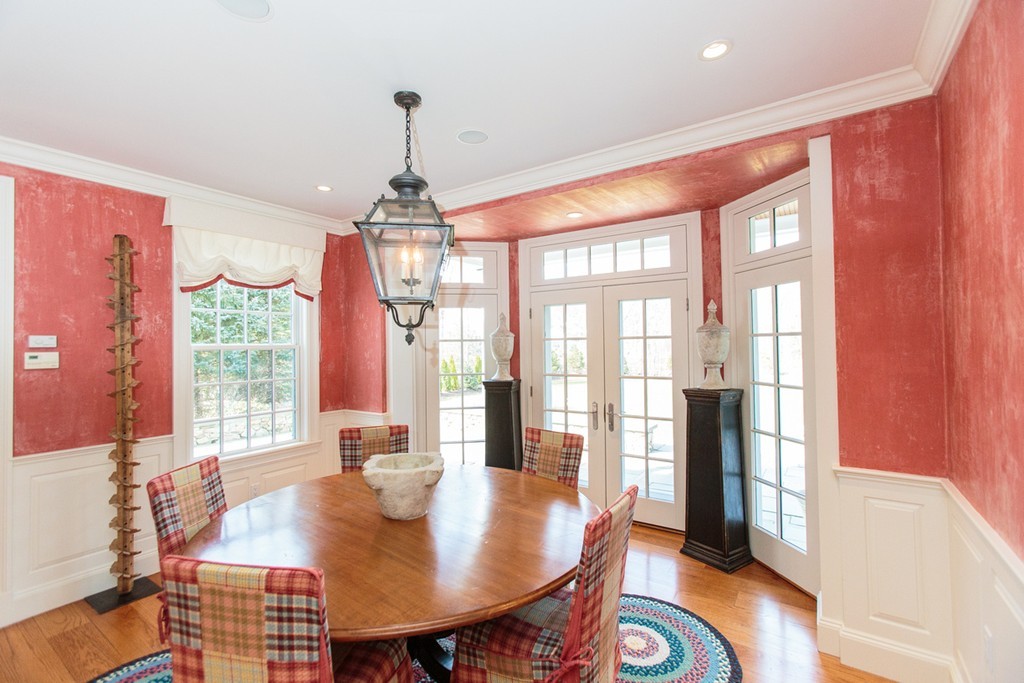 67 Lowell Road Wellesley, MA 02481 - Photo 9 of 27