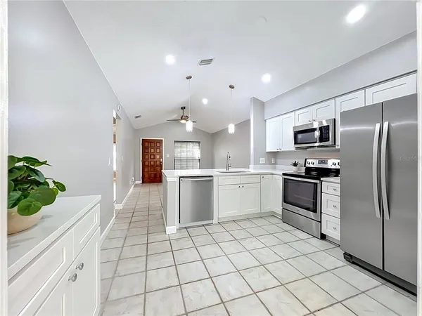 $1,825 | 2557 Riva Court, Orlando, FL 32817