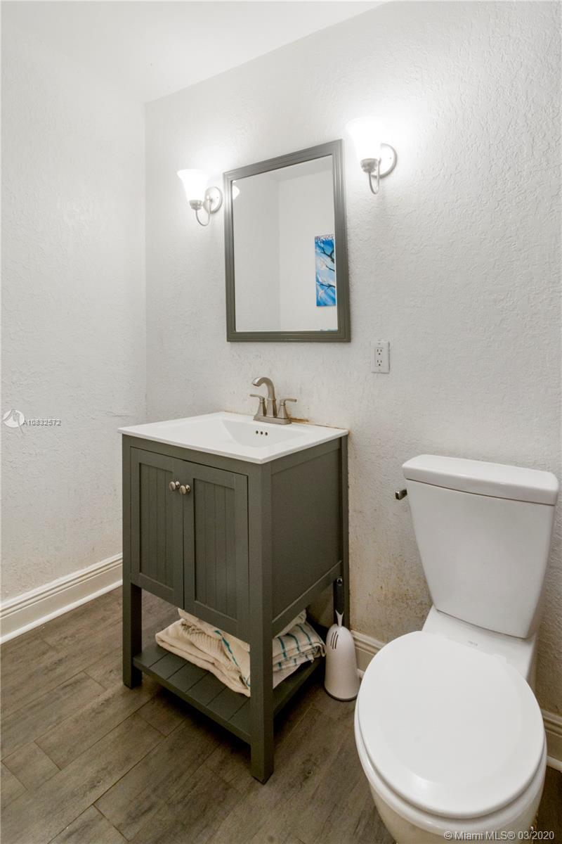4921 Southwest 188th Avenue Southwest Ranches, FL 33332 - Photo 10 of 33