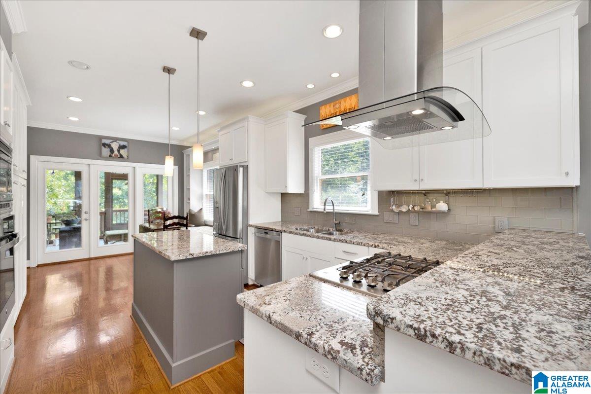 708 Meadow Ridge Court Birmingham, AL 35242 - Photo 8 of 65
