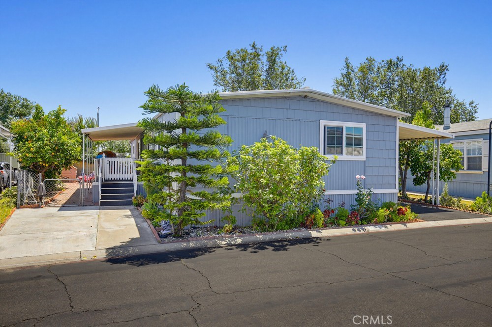 300 North Rampart Street, Unit 50 Orange, CA 92868 - Photo 2 of 35