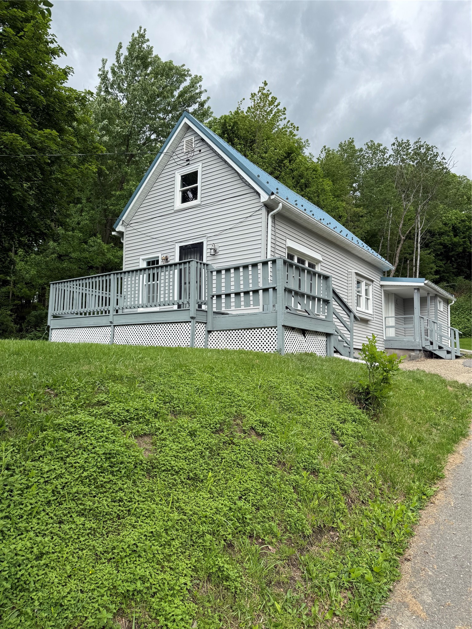 94-96 Decatur Street Binghamton, NY 13903 - Photo 1 of 19 Gallery Image 1