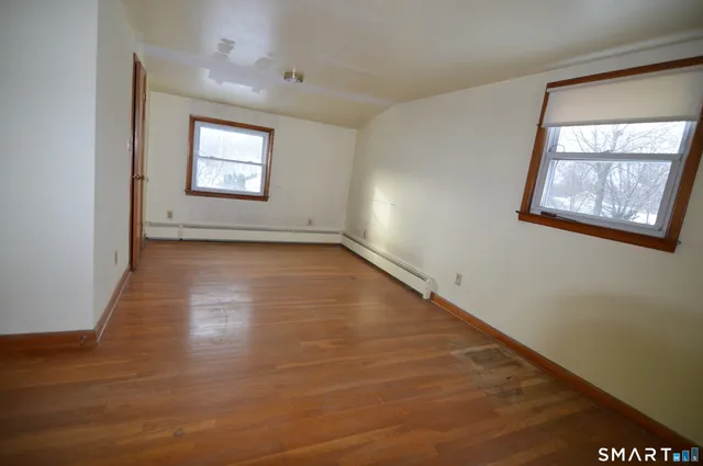 $389,000 | 120 Chelsea Street, Stratford, CT 06615