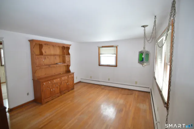 $389,000 | 120 Chelsea Street, Stratford, CT 06615