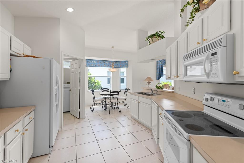 430 Crossfield Circle Naples, FL 34104 - Photo 11 of 31