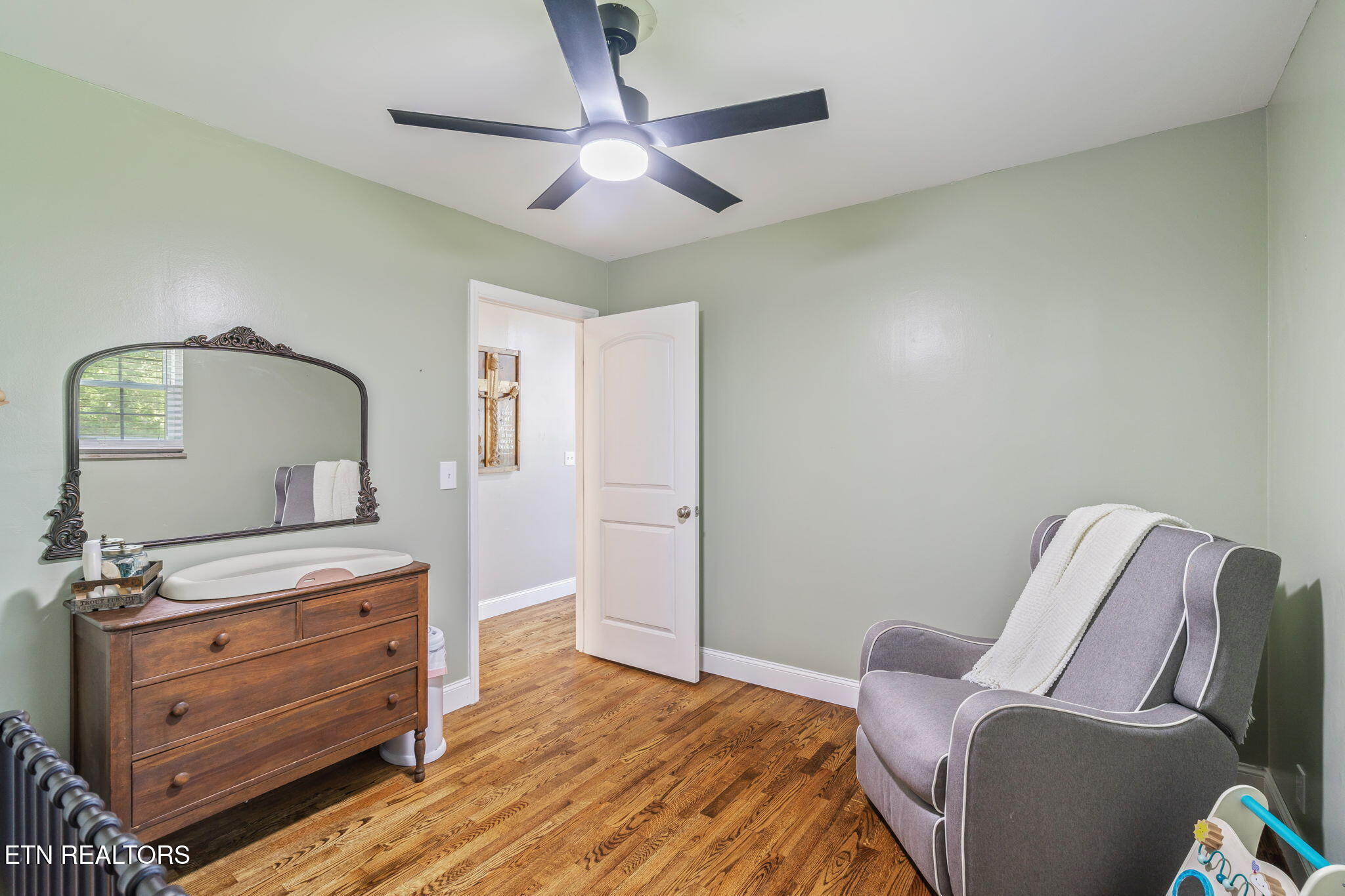 215 Ridge Road Maryville, TN 37803 - Photo 15 of 31 23-web-or-mls-215 Ridge Road-17 - Copy