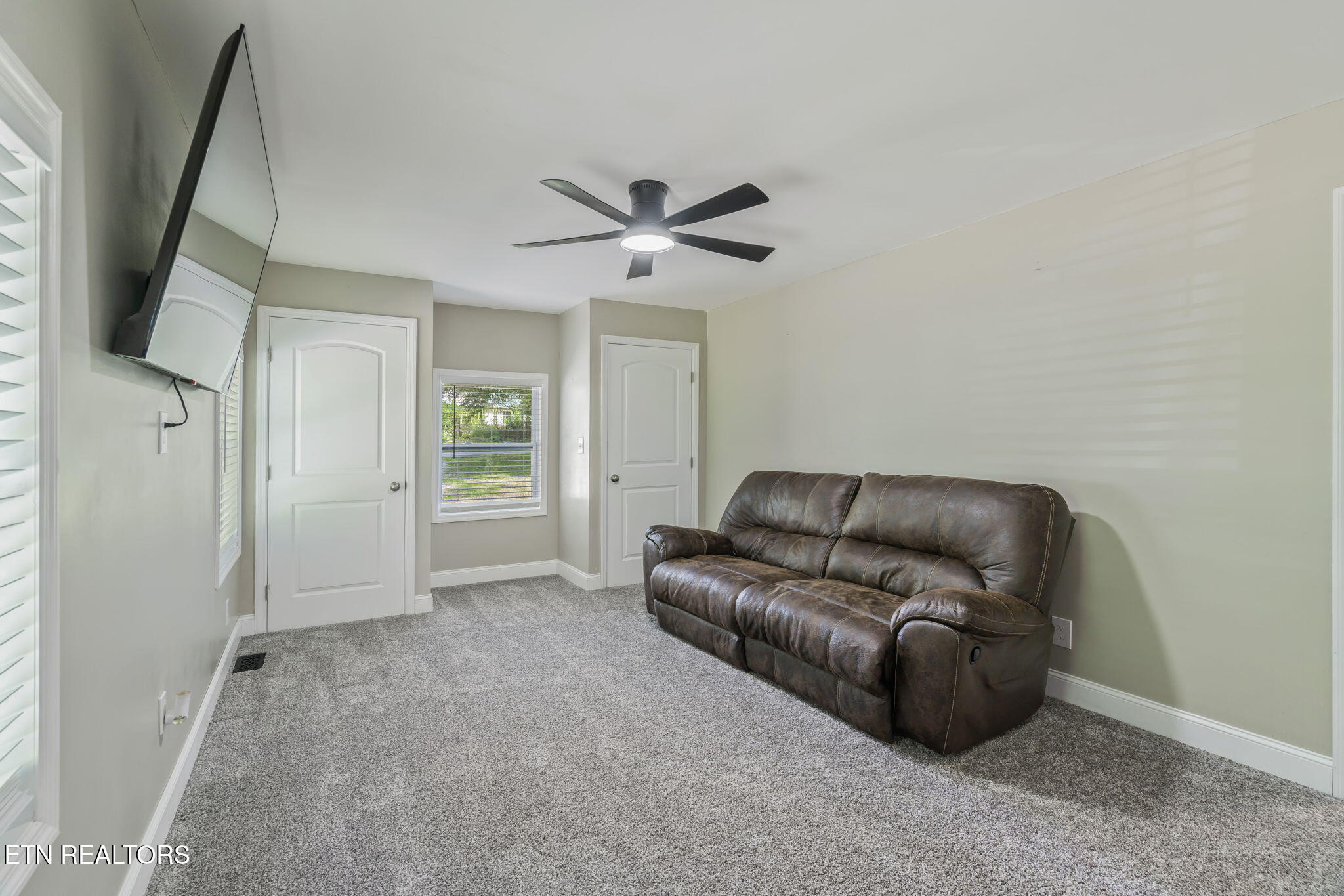 215 Ridge Road Maryville, TN 37803 - Photo 19 of 31 19-web-or-mls-215 Ridge Road-13 - Copy