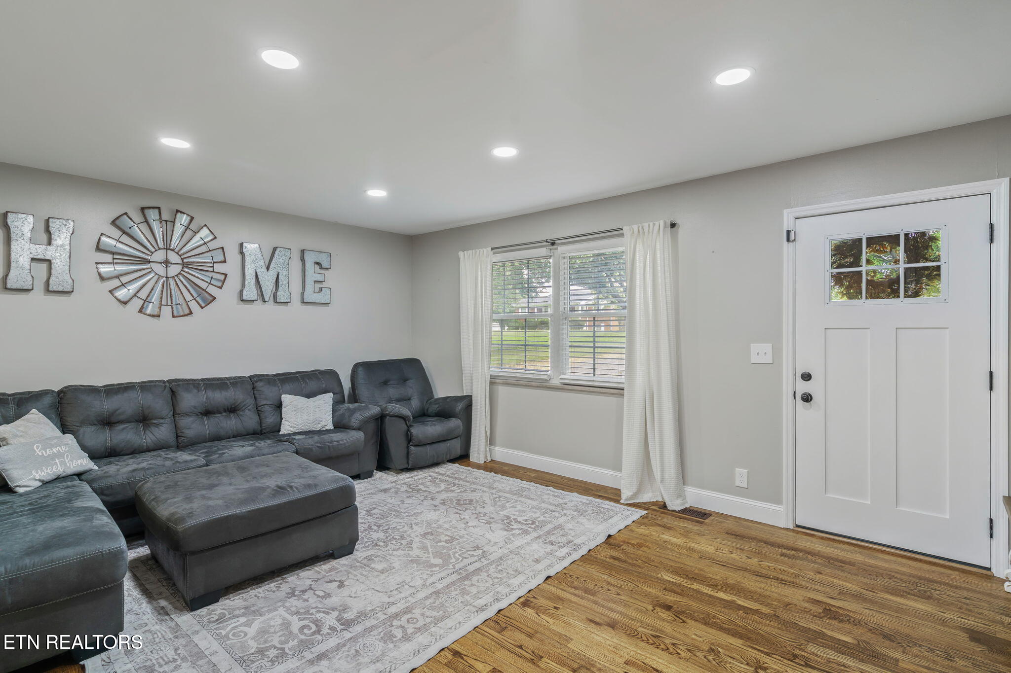 215 Ridge Road Maryville, TN 37803 - Photo 7 of 31 8-web-or-mls-215 Ridge Road-2 - Copy