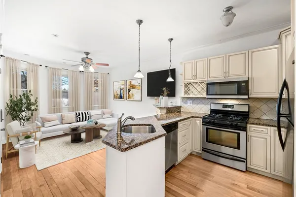 $599,000 | 102 Boston Street, Unit 1, Boston, MA 02125