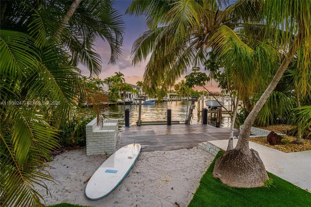 $17,000 | 2500 Bayview Drive, Fort Lauderdale, FL 33305