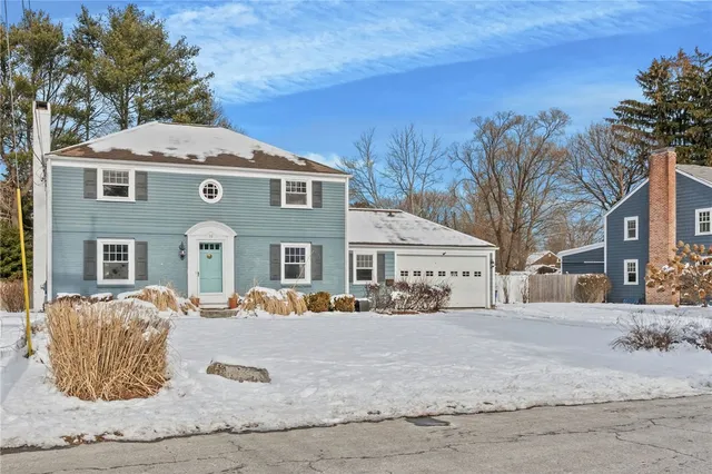 $975,000 | 59 Ferry Lane, Barrington, RI 02806